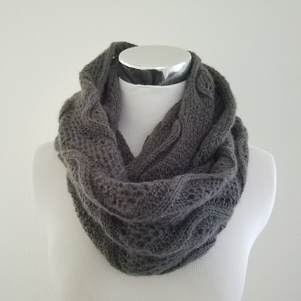 Cable Knit Infiity Scarf